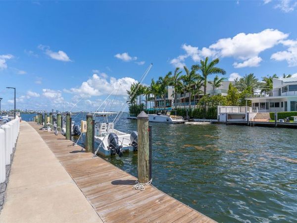 11930 N Bayshore Dr , Unit 704, North Miami, FL 33181