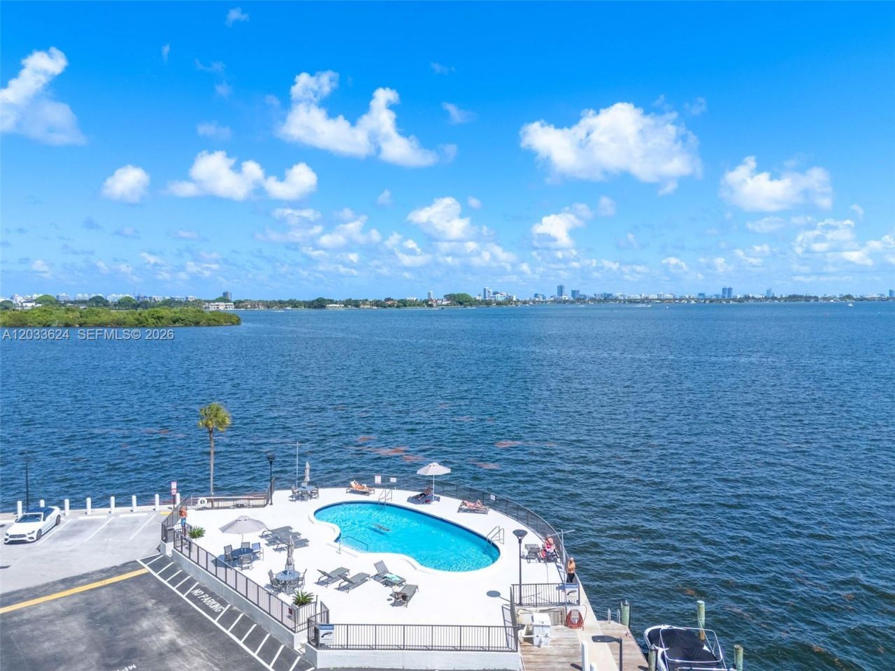 11930 N Bayshore Dr , Unit 704, North Miami, FL 33181 Photo