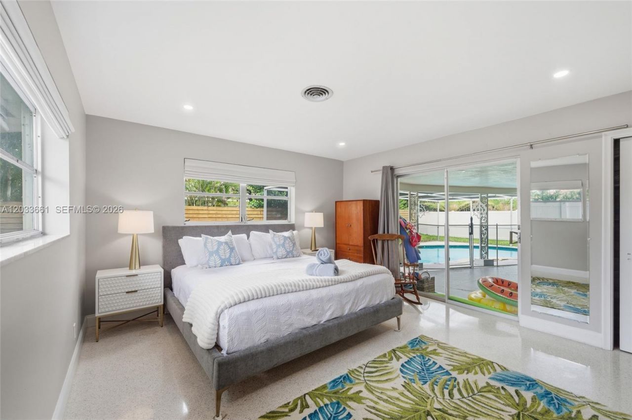 2136 NE 64th St , Fort Lauderdale, FL 33308 Photo