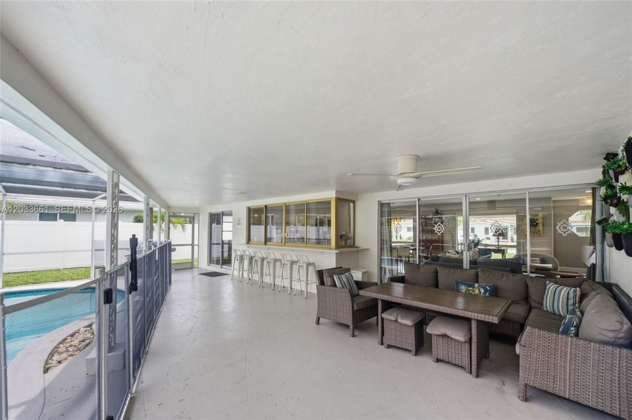 2136 NE 64th St , Fort Lauderdale, FL 33308 Photo