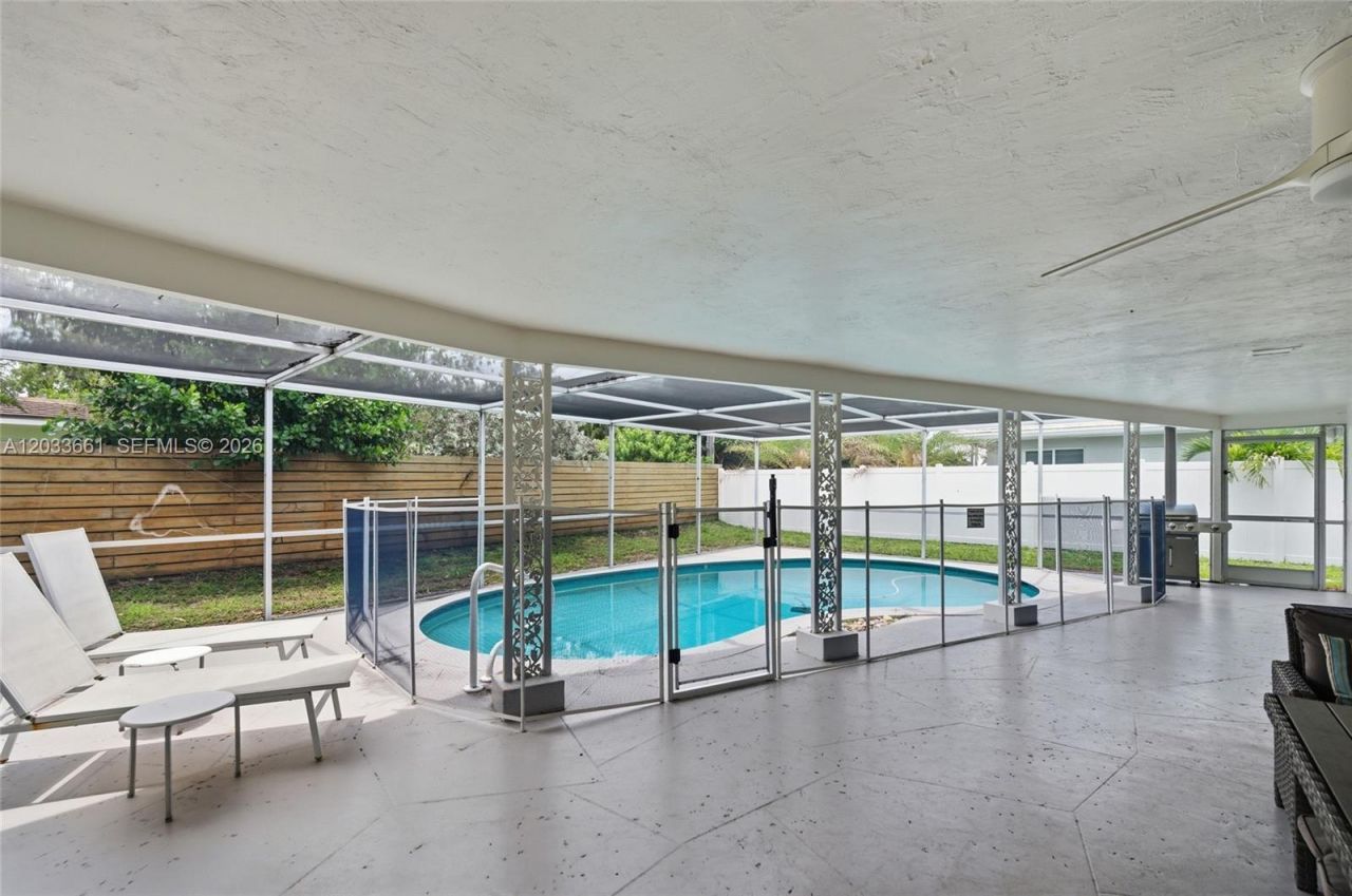 2136 NE 64th St , Fort Lauderdale, FL 33308 Photo