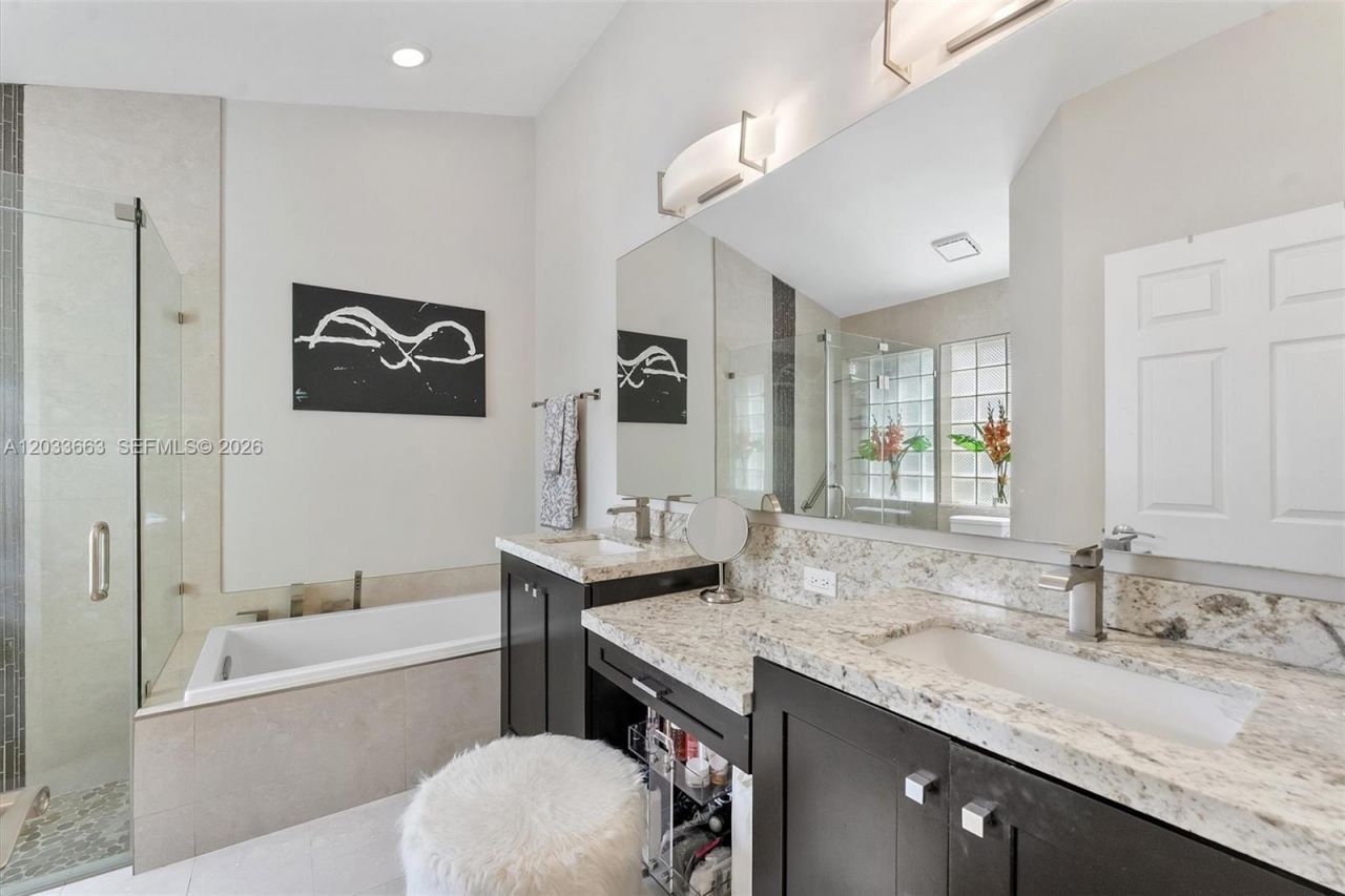 2013 Island Cir , Weston, FL 33326 Photo
