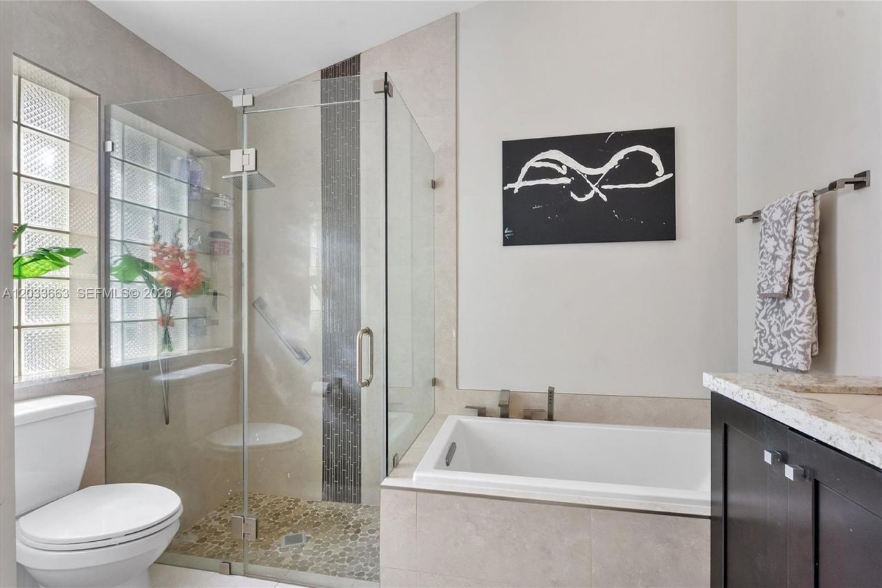 2013 Island Cir , Weston, FL 33326 Photo