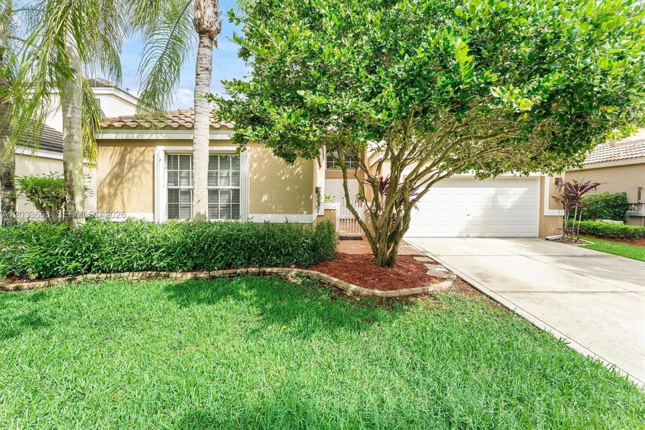 2013 Island Cir , Weston, FL 33326 Photo