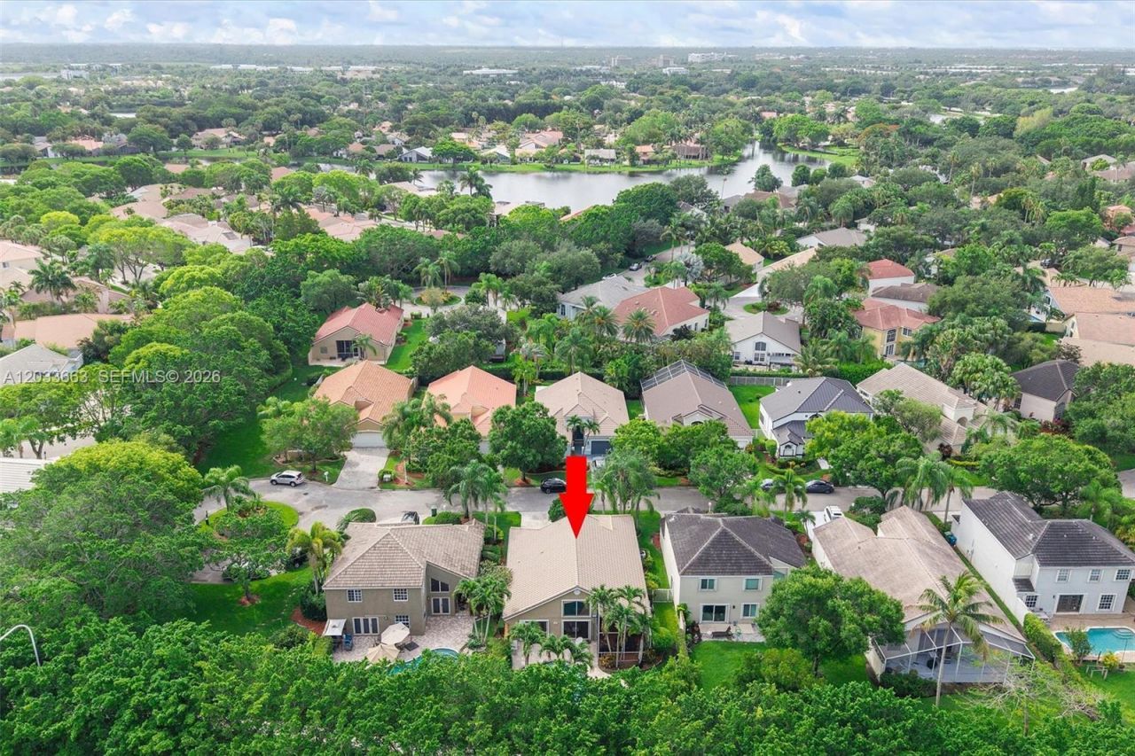 2013 Island Cir , Weston, FL 33326 Photo