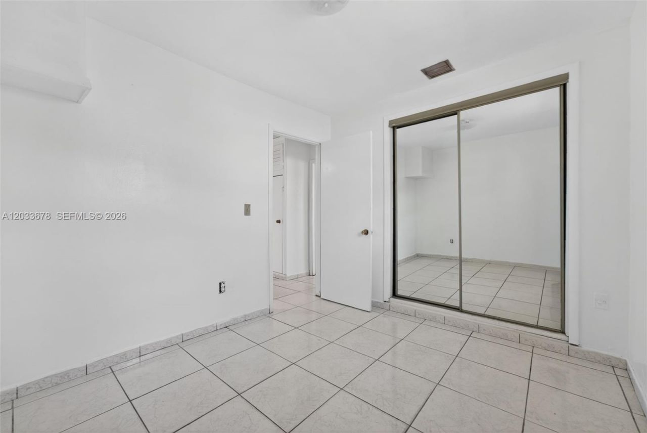 20 E 52nd Pl , Hialeah, FL 33013 Photo