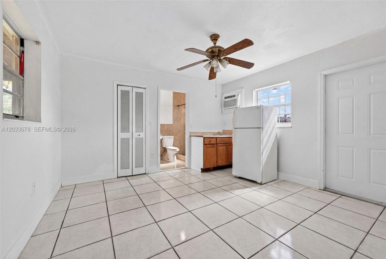 20 E 52nd Pl , Hialeah, FL 33013 Photo