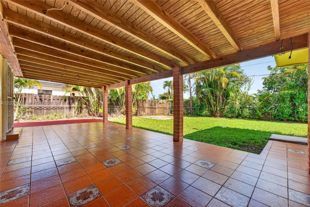 20 E 52nd Pl , Hialeah, FL 33013 Photo