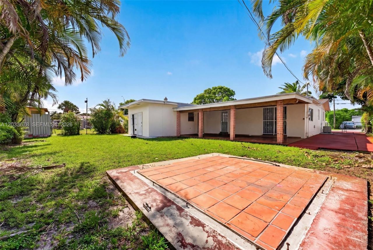 20 E 52nd Pl , Hialeah, FL 33013 Photo