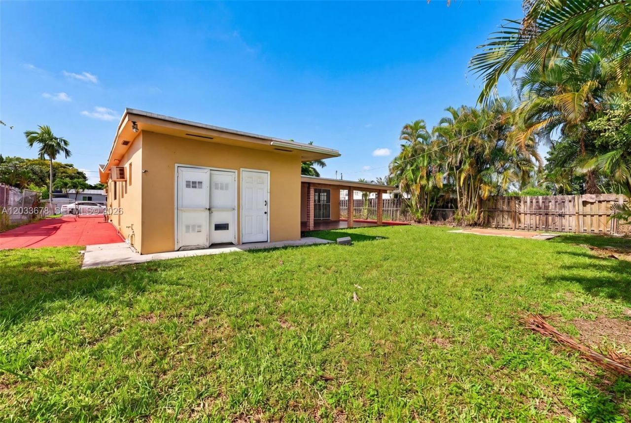 20 E 52nd Pl , Hialeah, FL 33013 Photo