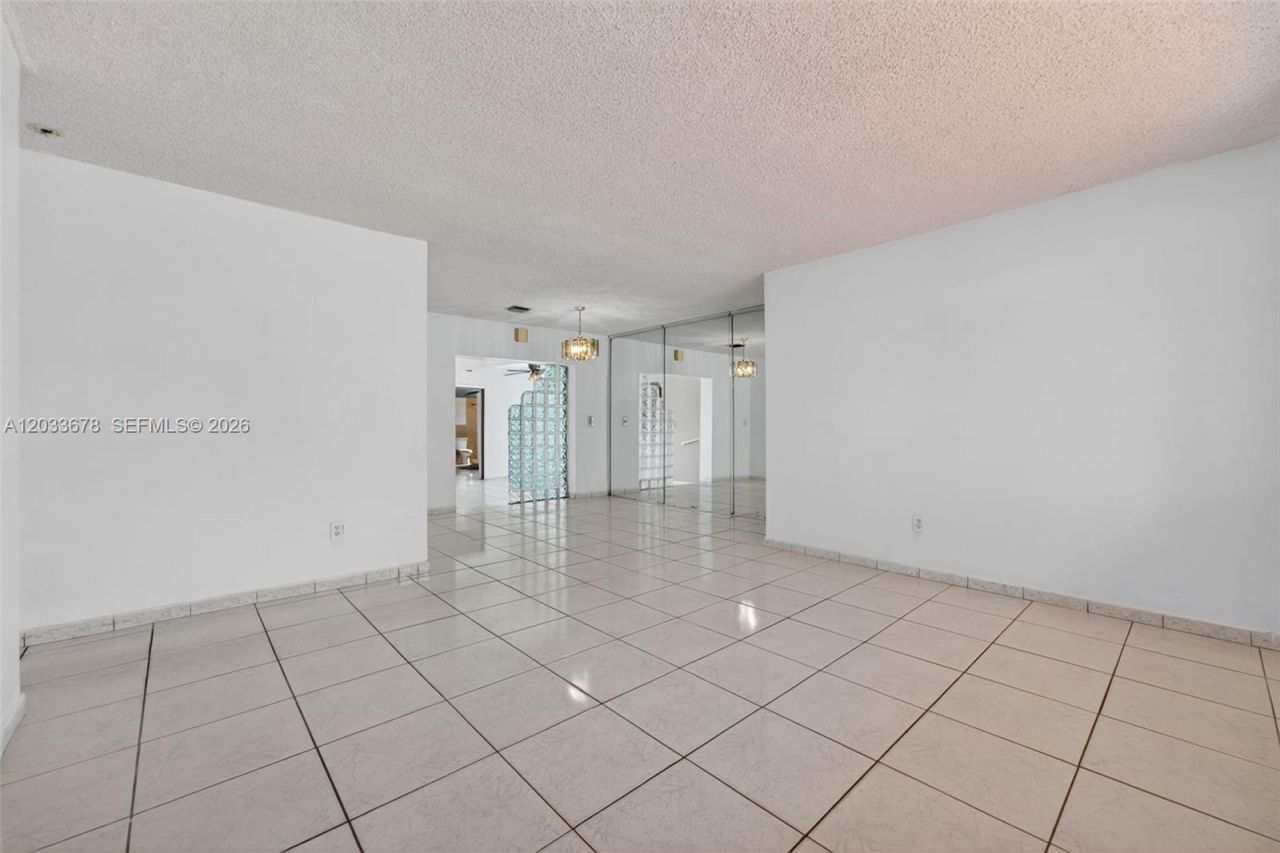 20 E 52nd Pl , Hialeah, FL 33013 Photo