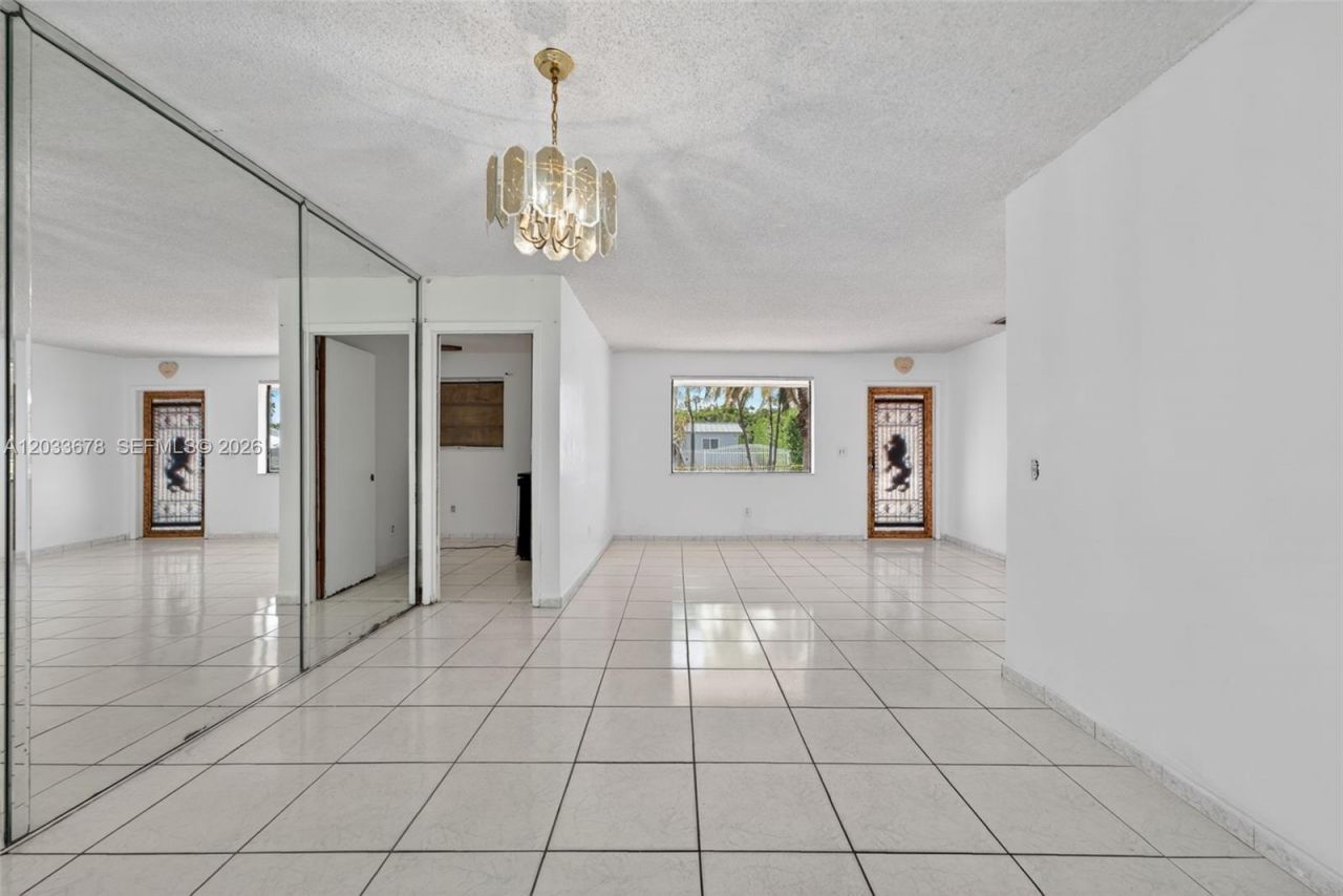 20 E 52nd Pl , Hialeah, FL 33013 Photo