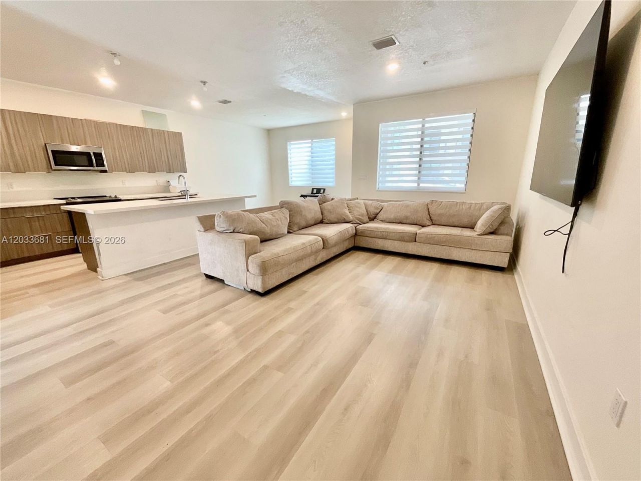 4700 NW 84th Ave, Unit 15, Doral, FL 33166 Photo