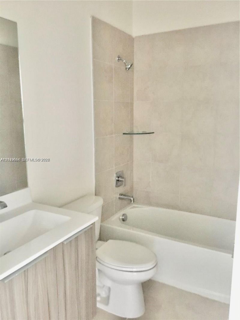 4700 NW 84th Ave , Unit 15, Doral, FL 33166 Photo