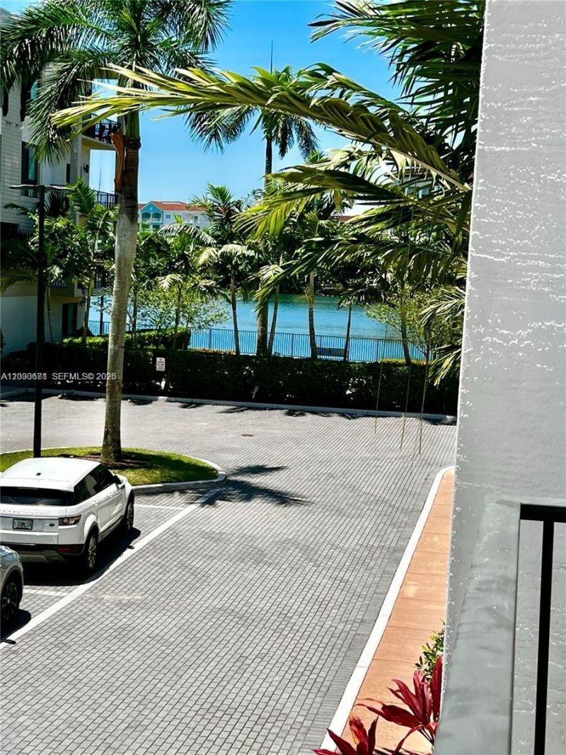 4700 NW 84th Ave , Unit 15, Doral, FL 33166 Photo