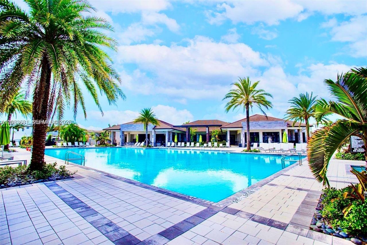 4700 NW 84th Ave, Unit 15, Doral, FL 33166 Photo