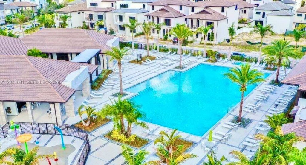 4700 NW 84th Ave, Unit 15, Doral, FL 33166 Photo
