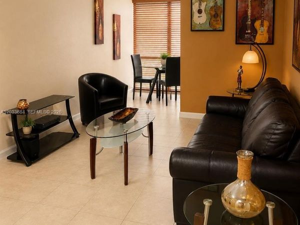 17570 Atlantic Blvd , Unit 306, Sunny Isles Beach, FL 33160