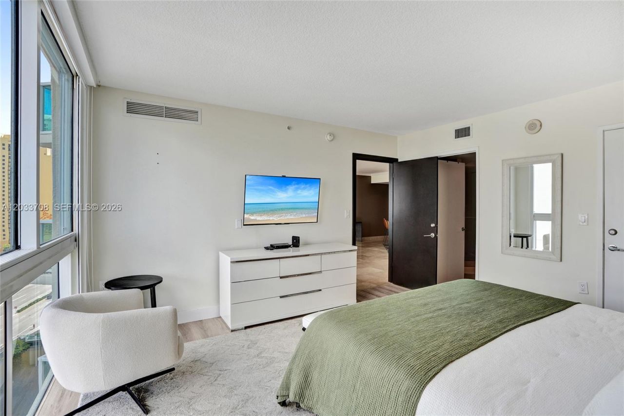150 Sunny Isles Blvd , Unit 1-1601, Sunny Isles Beach, FL 33160 Photo