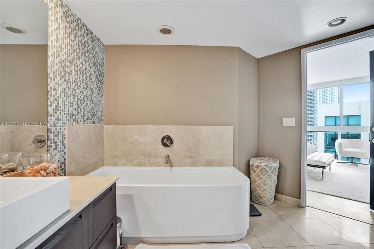150 Sunny Isles Blvd , Unit 1-1601, Sunny Isles Beach, FL 33160 Photo