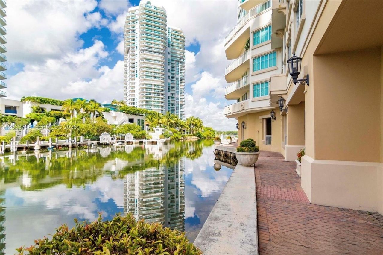 150 Sunny Isles Blvd , Unit 1-1601, Sunny Isles Beach, FL 33160 Photo