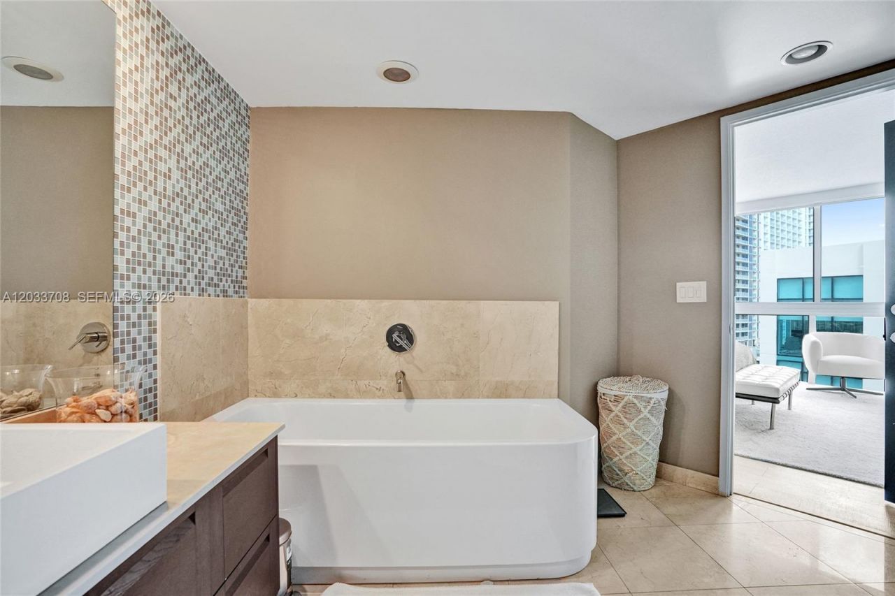 150 Sunny Isles Blvd , Unit 1-1601, Sunny Isles Beach, FL 33160 Photo