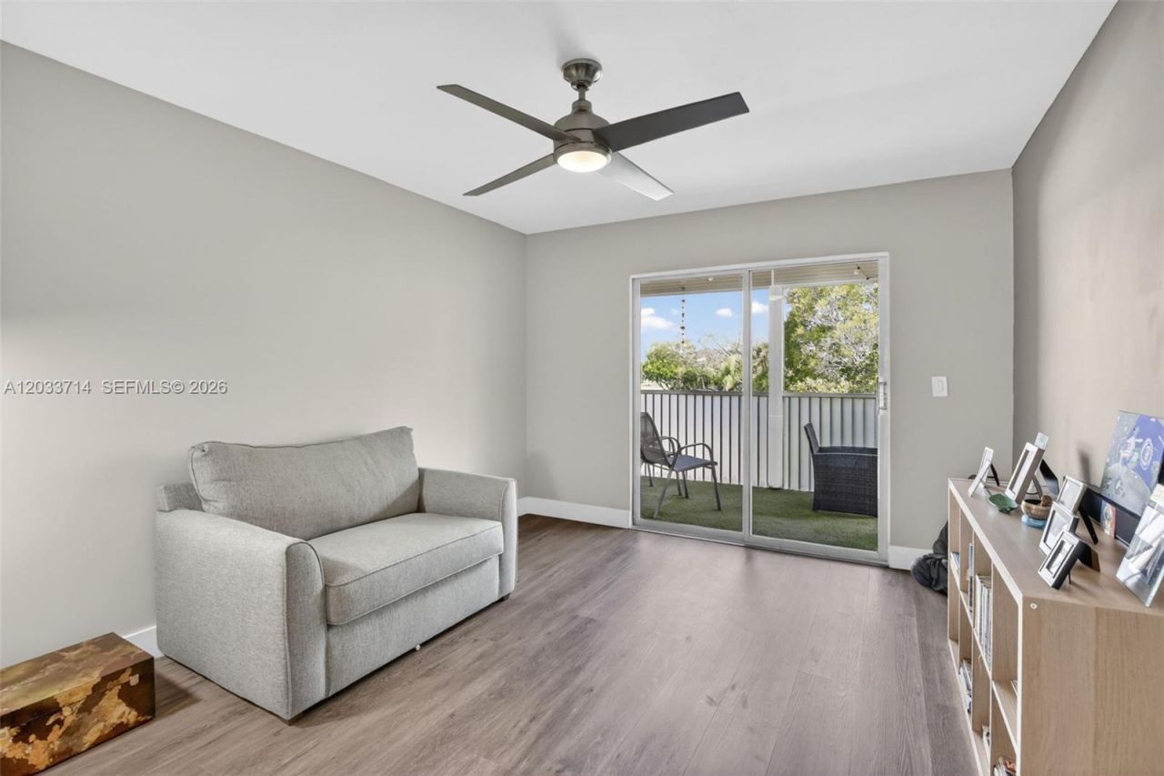 151 SW 135th Ter, Unit 314T, Pembroke Pines, FL 33027 Photo