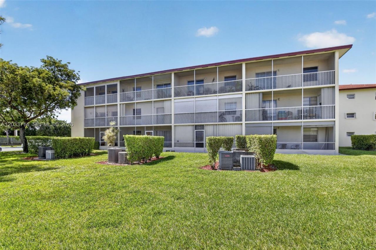 151 SW 135th Ter, Unit 314T, Pembroke Pines, FL 33027 Photo