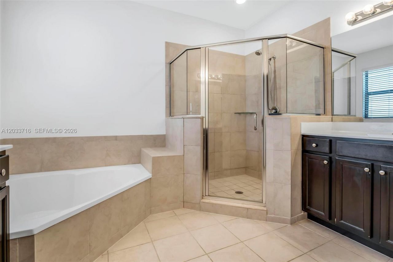 3440 W 100th Ter , Hialeah, FL 33018 Photo