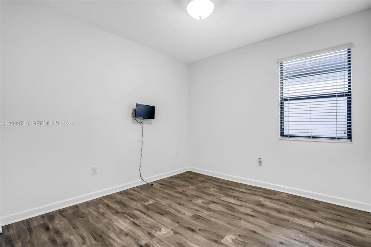 3440 W 100th Ter , Hialeah, FL 33018 Photo
