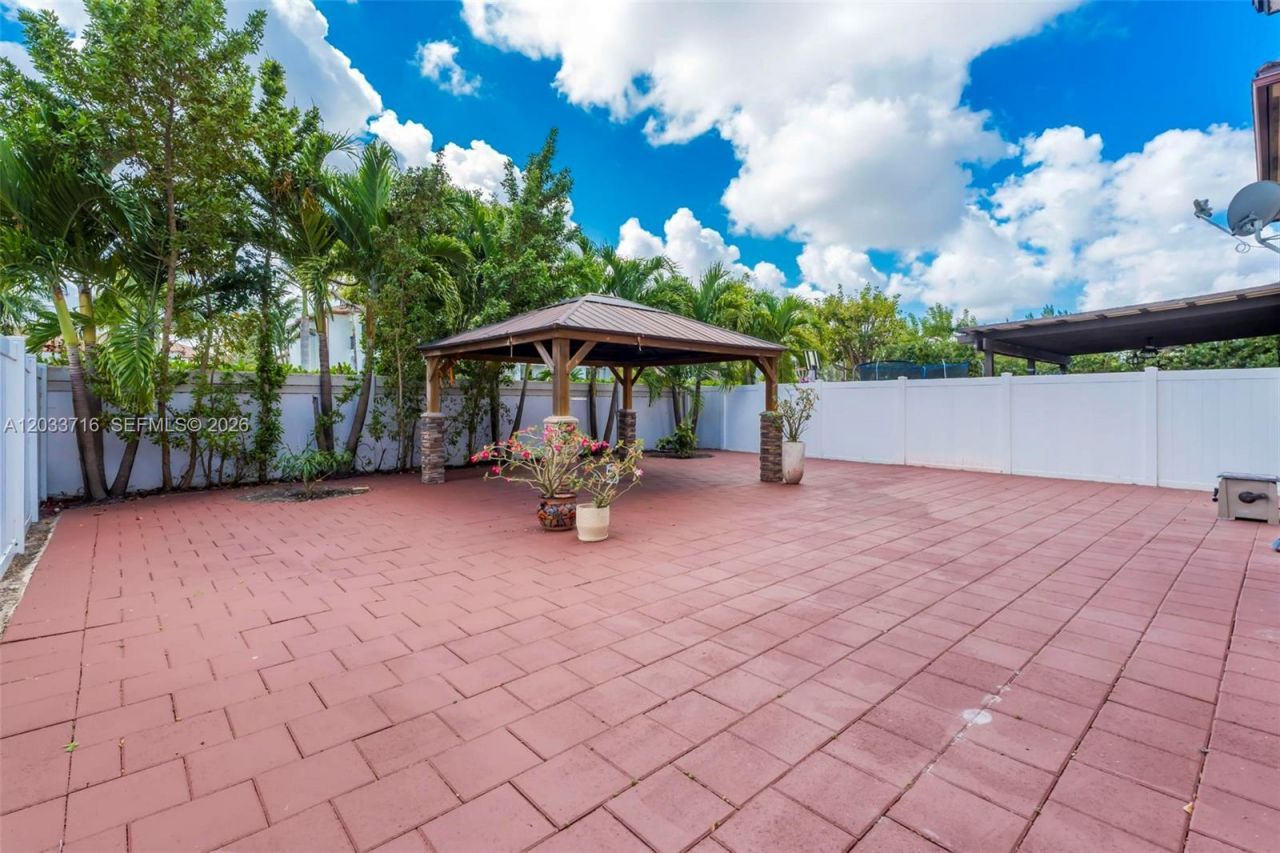 3440 W 100th Ter , Hialeah, FL 33018 Photo