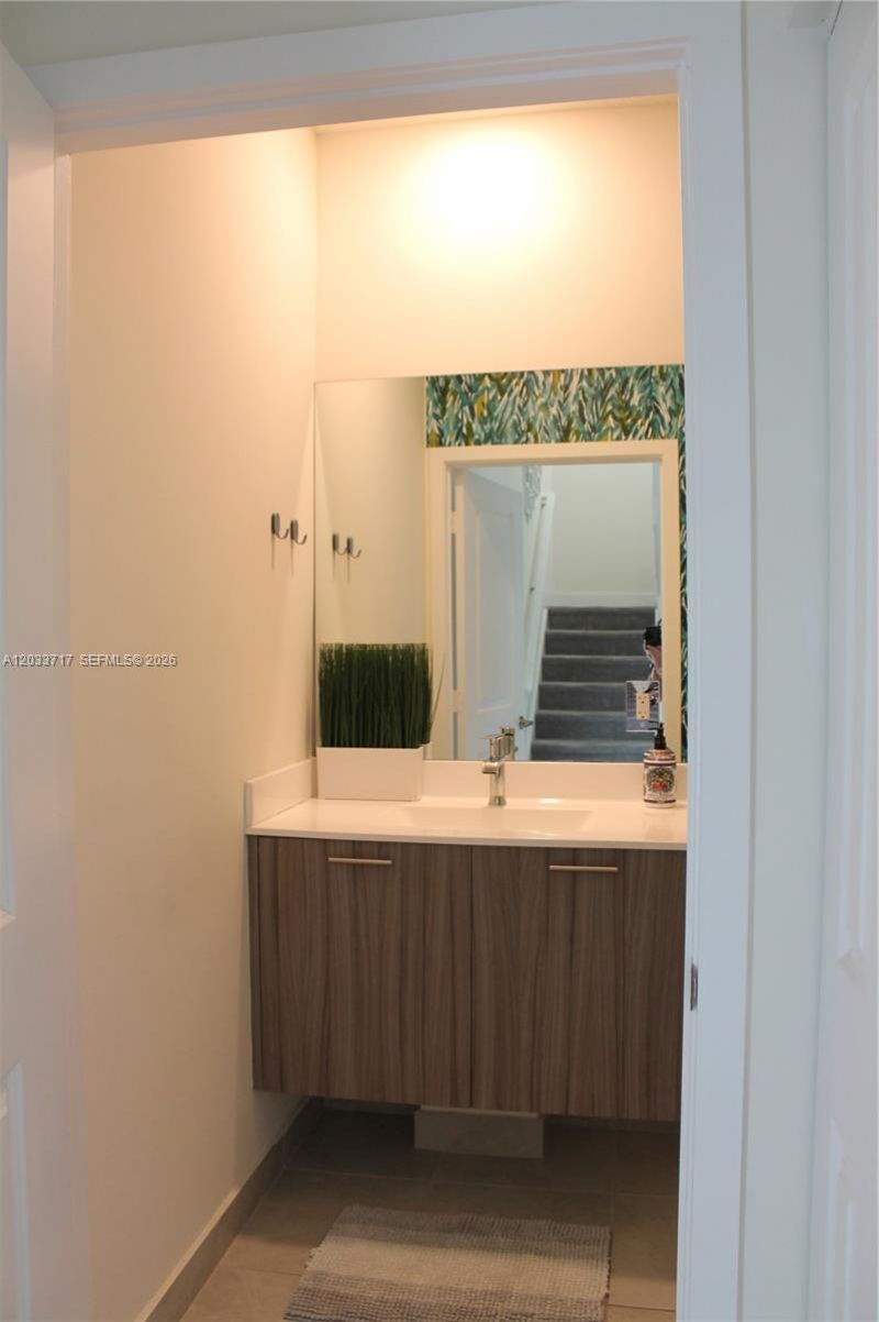 8265 NW 41 St , Unit C-110, Doral, FL 33166 Photo