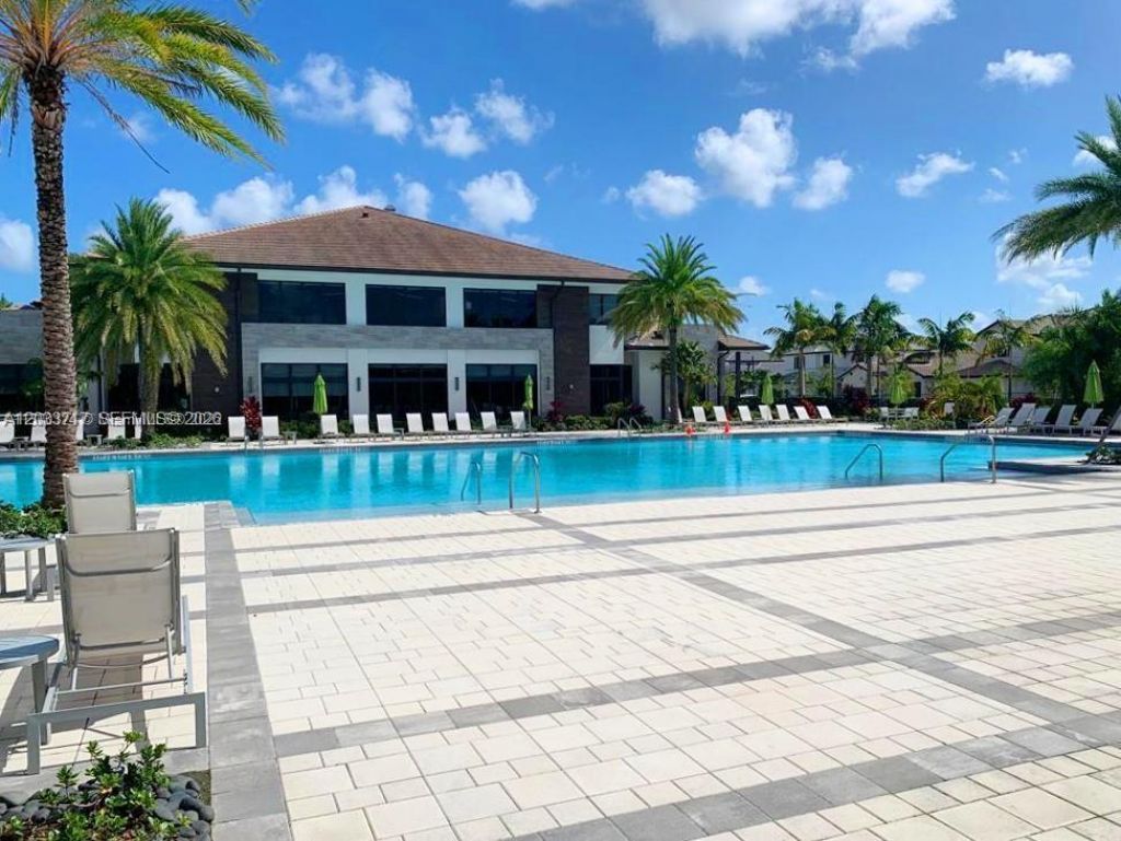 8265 NW 41 St , Unit C-110, Doral, FL 33166 Photo