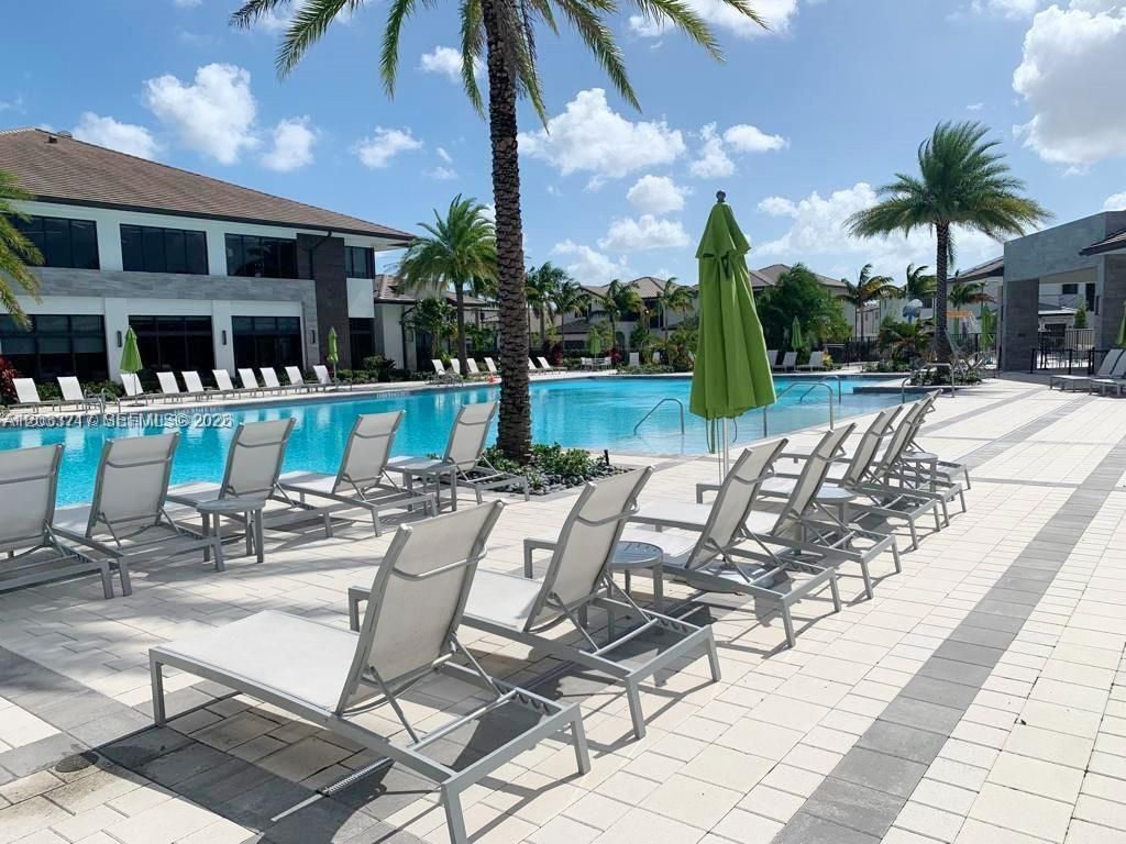 8265 NW 41 St , Unit C-110, Doral, FL 33166 Photo