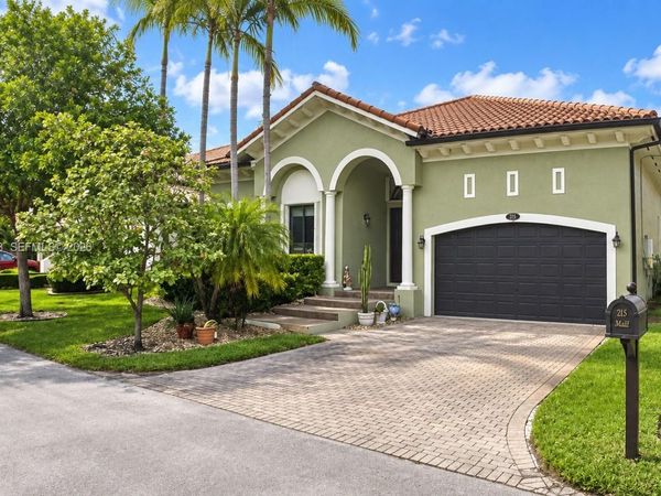 7645 SW 193rd Ln, Cutler Bay, FL 33157