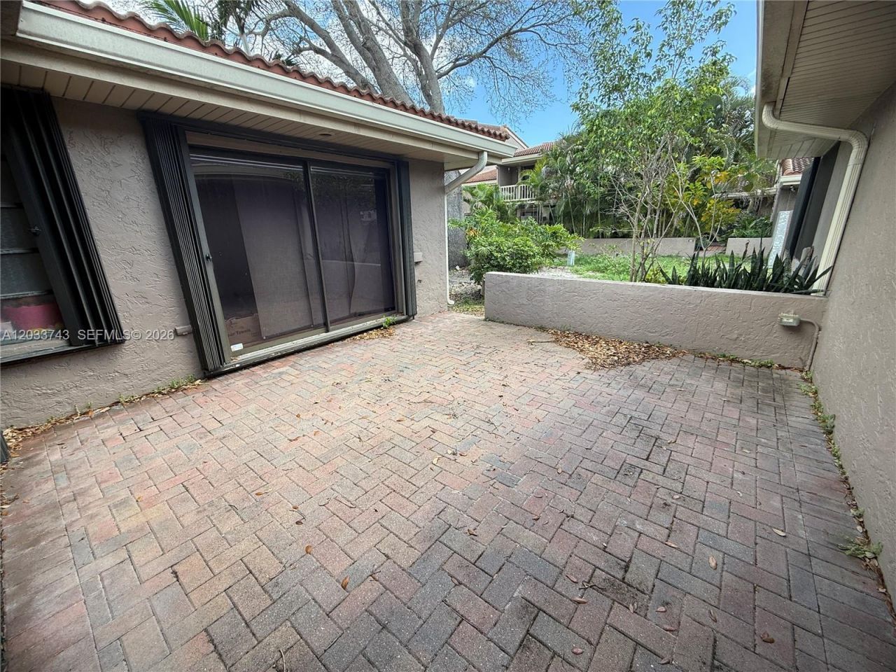 103 Tweedbrook Ln, Unit 101, Hollywood, FL 33021 Photo