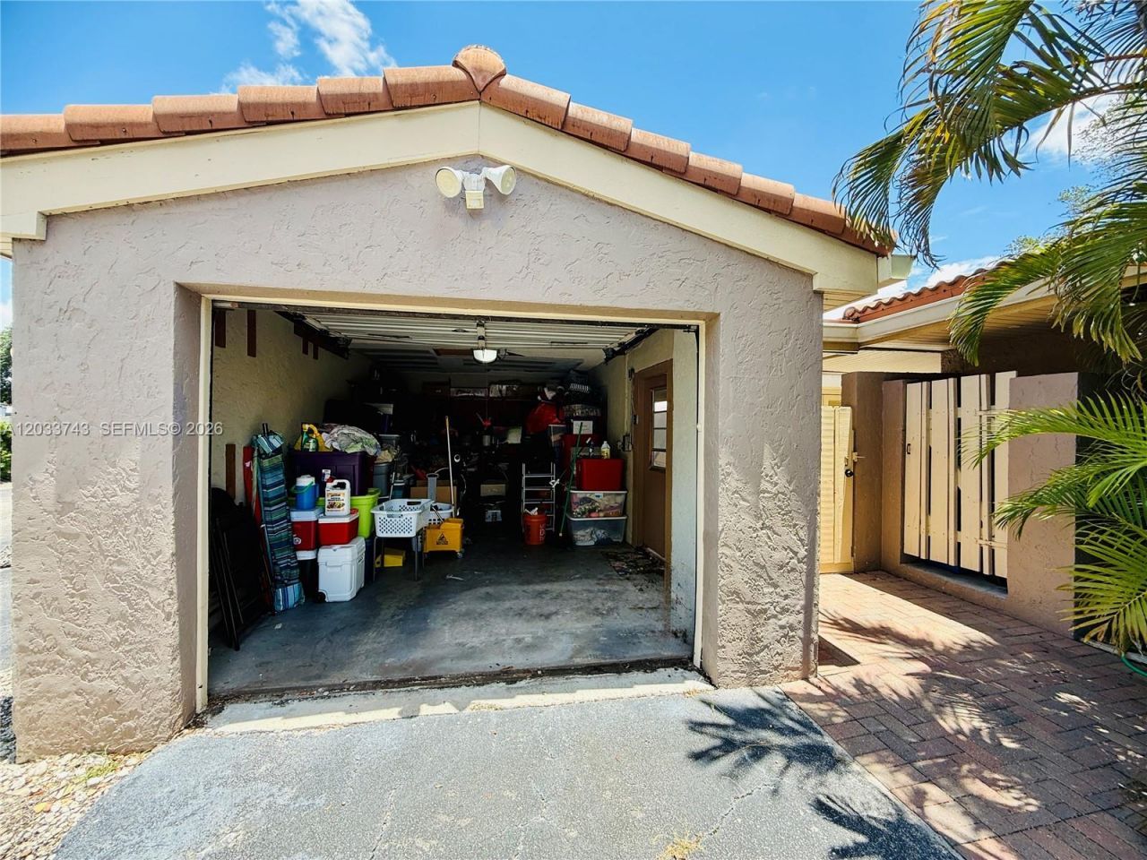 103 Tweedbrook Ln, Unit 101, Hollywood, FL 33021 Photo