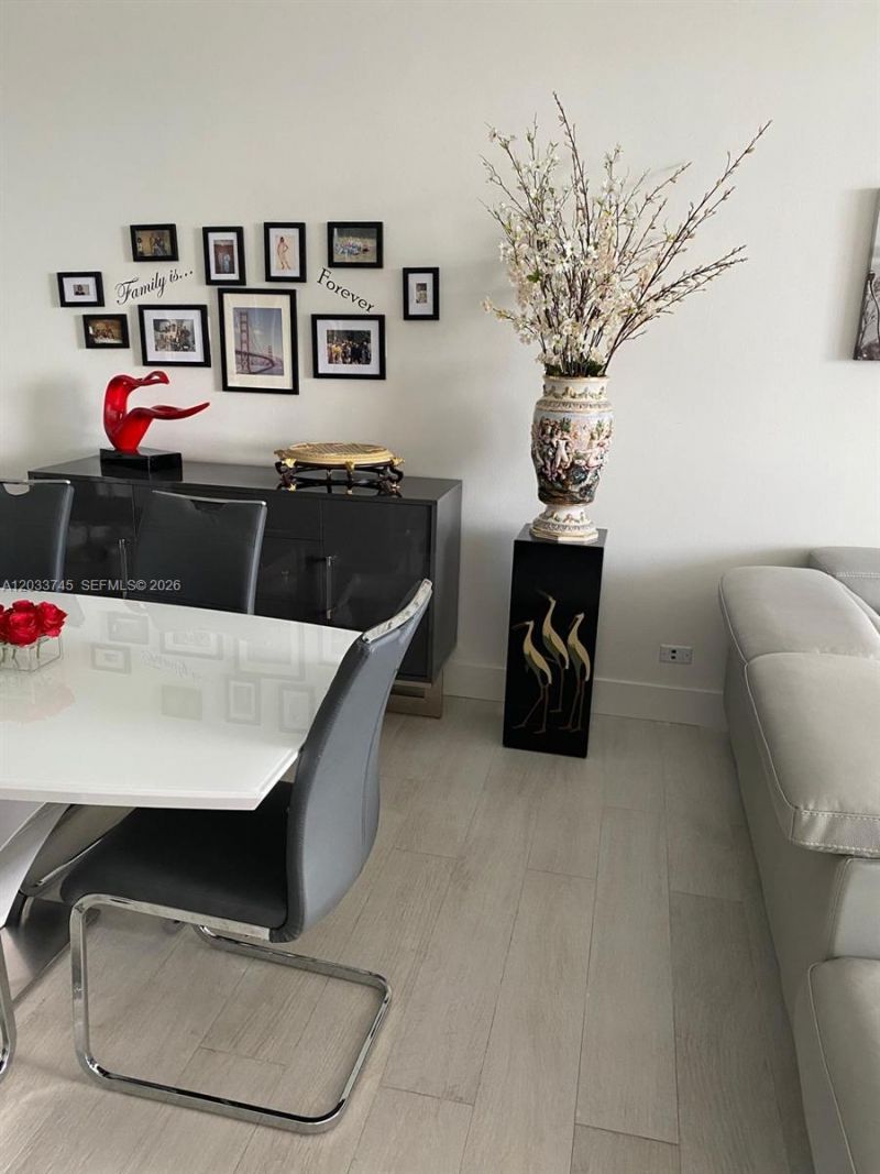 5601 Collins Ave , Unit 622, Miami Beach, FL 33140 Photo