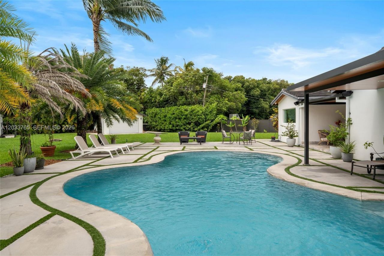 8535 SW 100th Ave , Miami, FL 33173 Photo