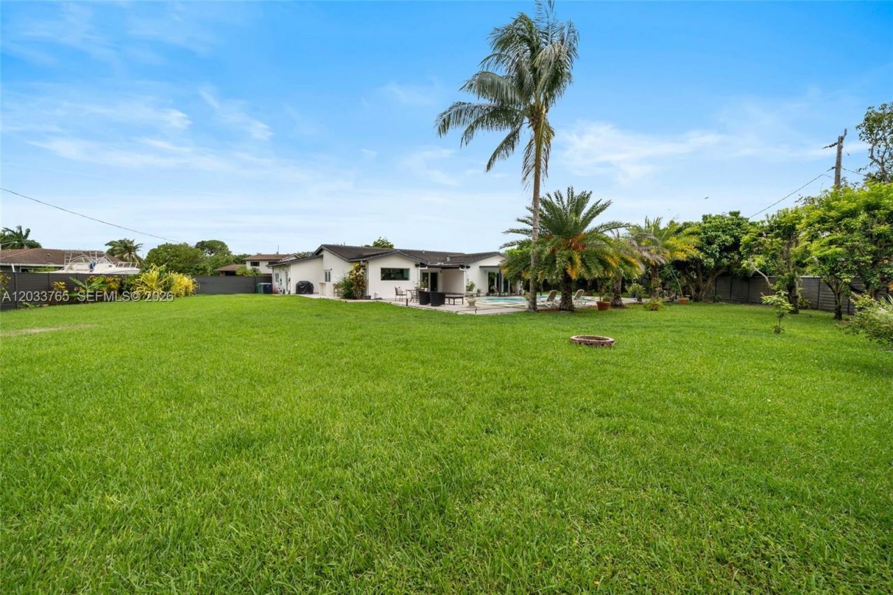 8535 SW 100th Ave , Miami, FL 33173 Photo