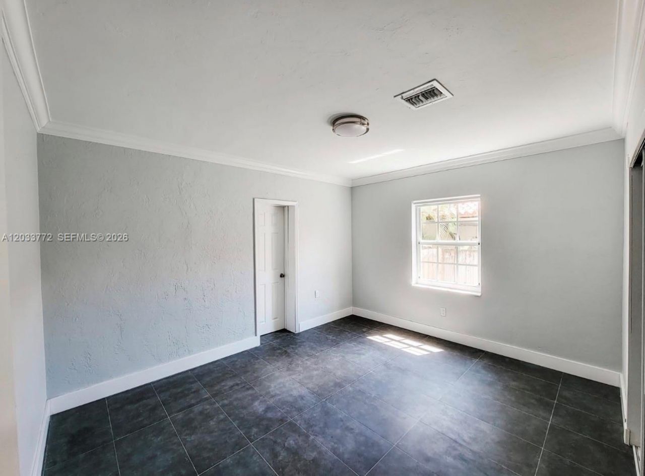 3685 SW 1st Ave , Miami, FL 33145 Photo