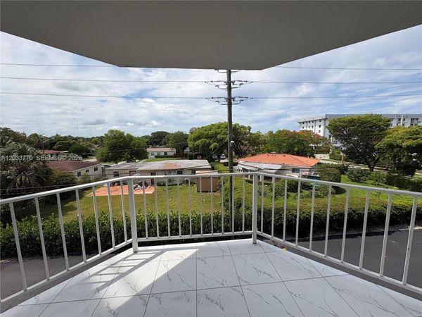 16740 NE 9th Ave , Unit 303, North Miami Beach, FL 33162