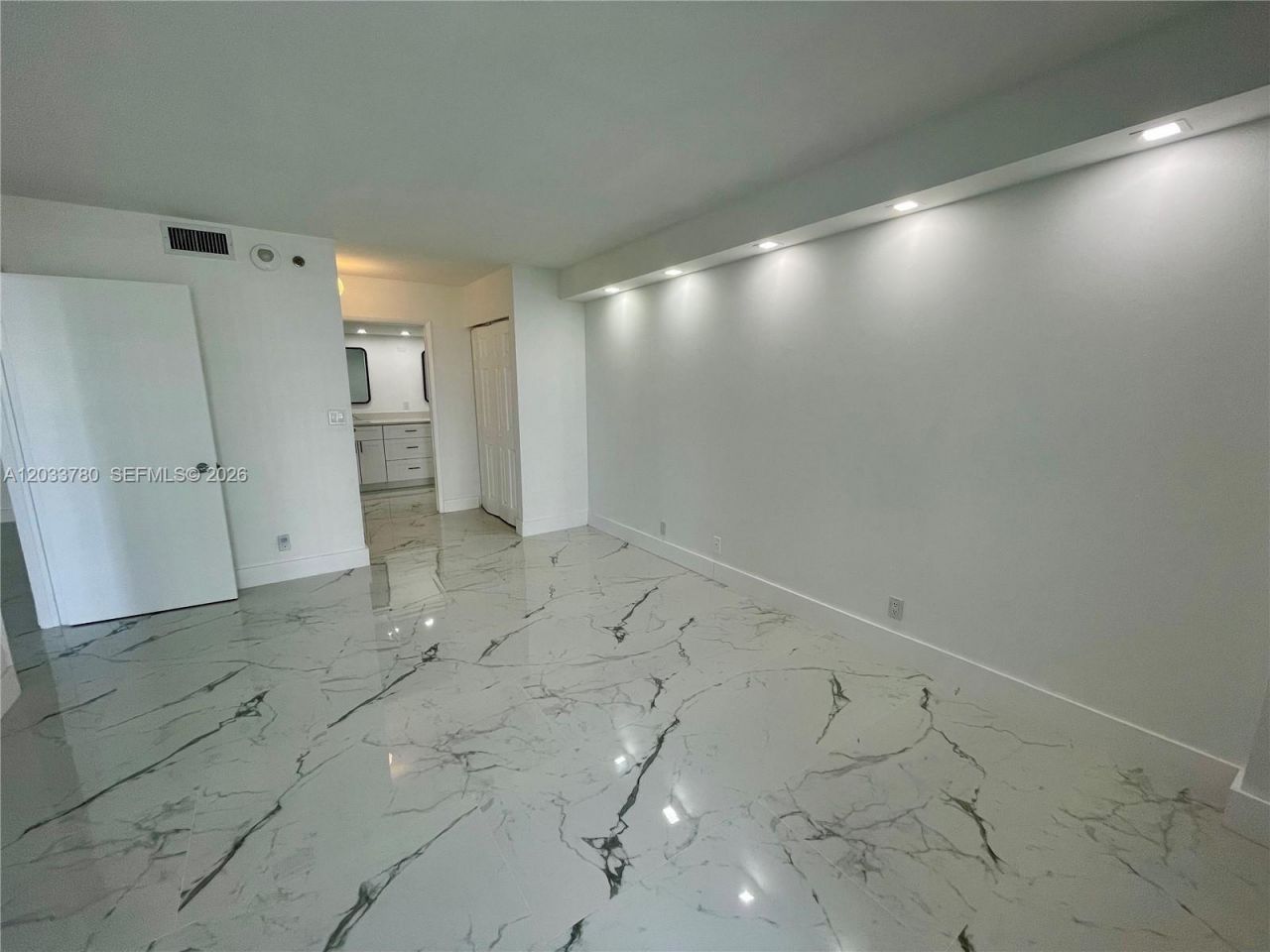 3300 NE 192nd St , Unit 509, Aventura, FL 33180 Photo