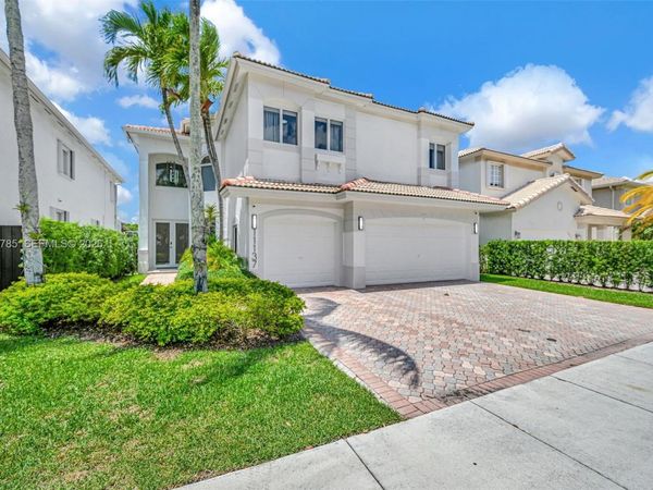 11137 NW 72nd Ter , Doral, FL 33178