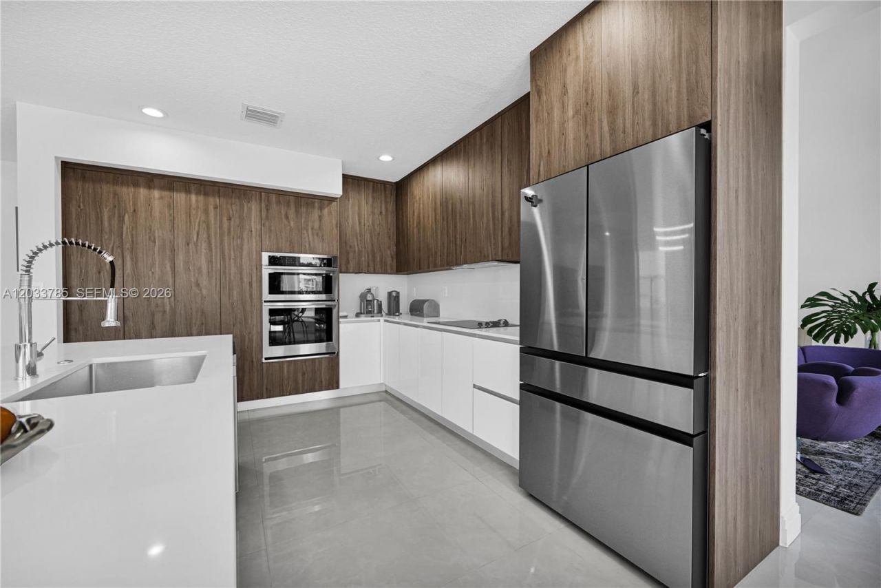 11137 NW 72nd Ter , Doral, FL 33178 Photo