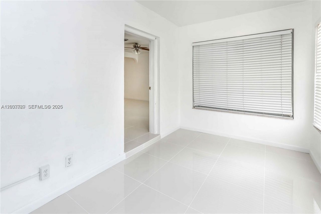 1722 Wiley St , Unit 1722, Hollywood, FL 33020 Photo