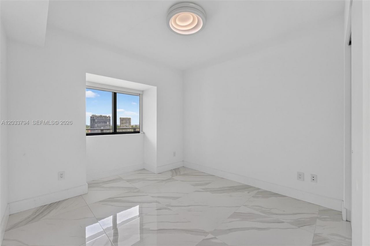 3131 NE 7th Ave , Unit 2605, Miami, FL 33137 Photo