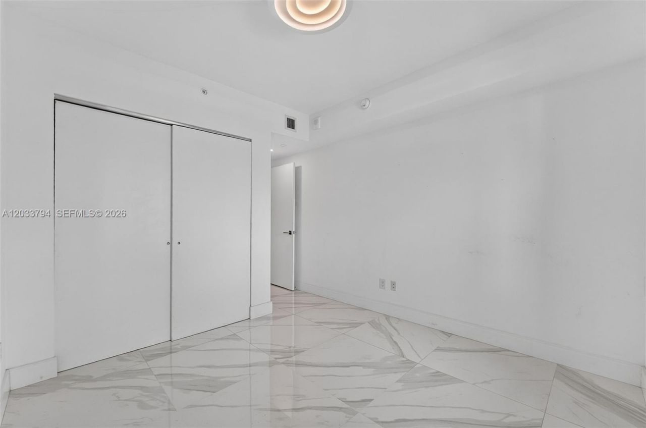 3131 NE 7th Ave , Unit 2605, Miami, FL 33137 Photo