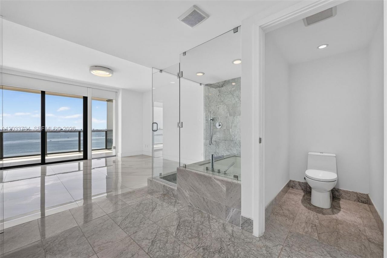 3131 NE 7th Ave , Unit 2605, Miami, FL 33137 Photo