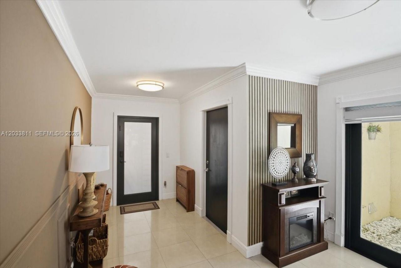 8008 SW 103rd Ave , Unit 8008, Miami, FL 33173 Photo